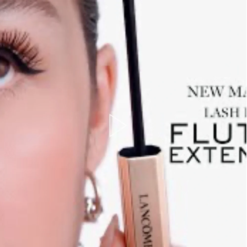Lancome Flutter Extension Instant Lengthening Mascara in True Black